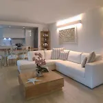 Summer Luxury Adults Only شقة أولبيا